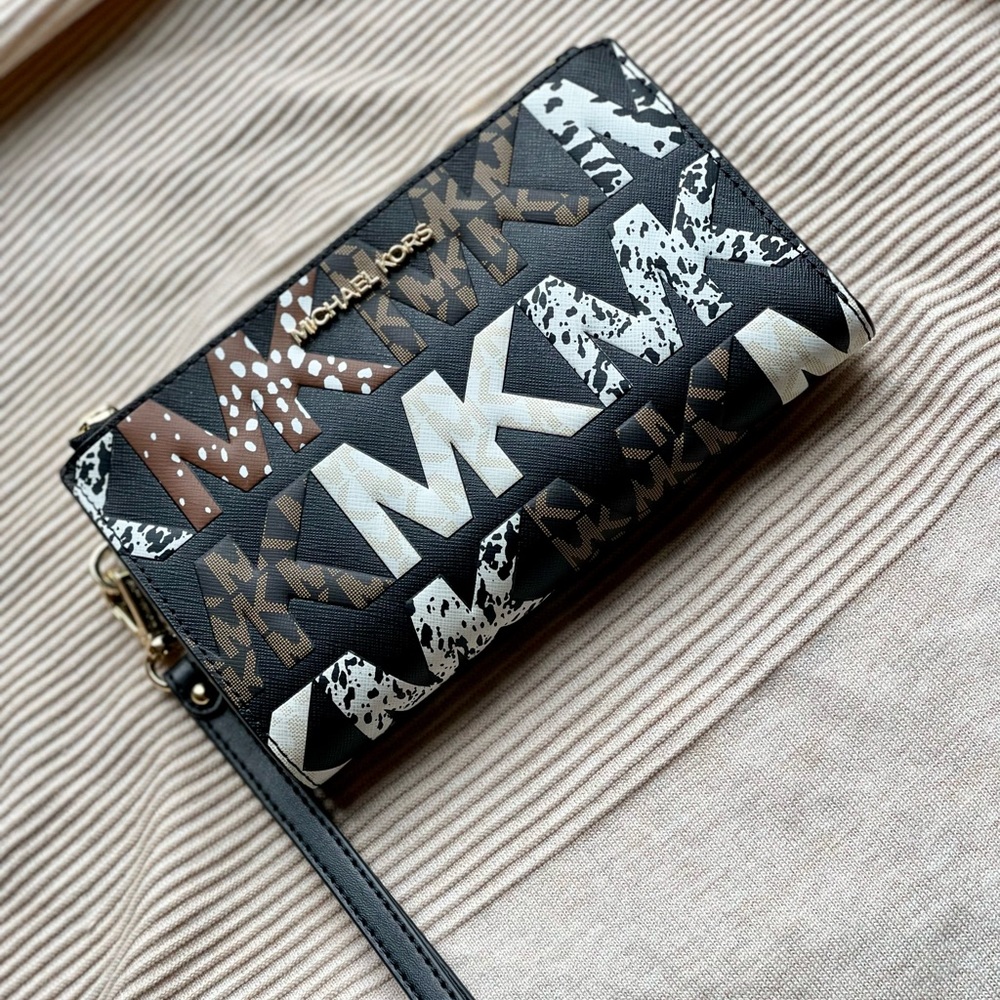 Michael Kors Jet Set Double Zip Wristlet Phone Wallet